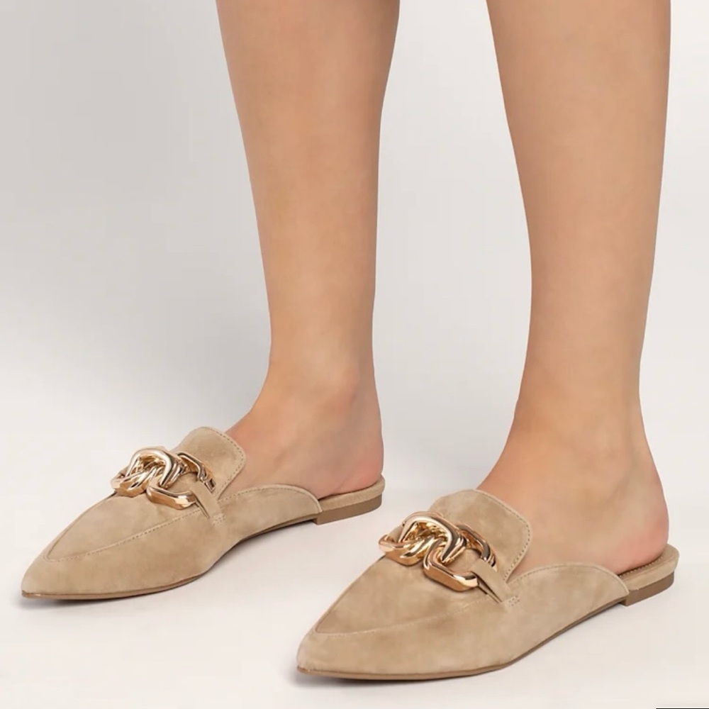 Steve Madden Friends Tan Suede Gold Chain Pointed-Toe Loafer Slides Sz 7.5‎